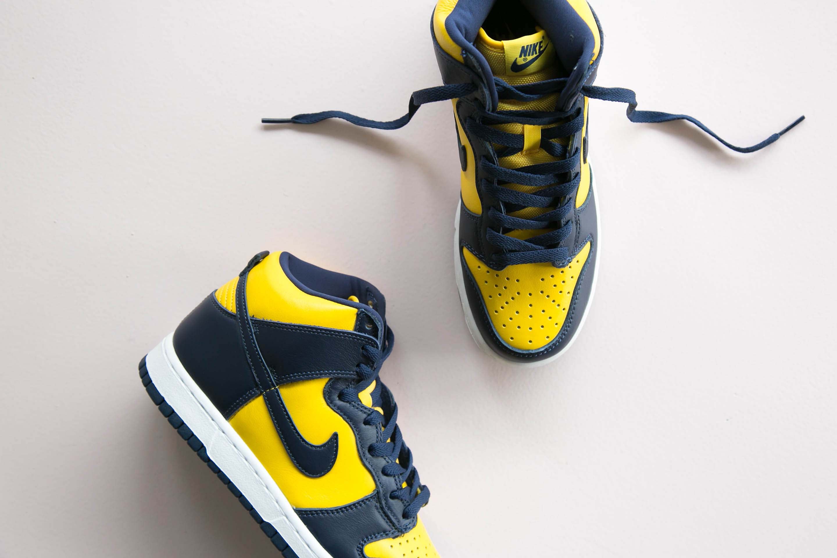 nike dunk high maize and blue