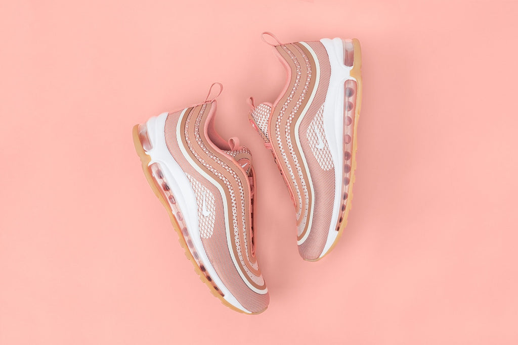 pink and silver air max 97