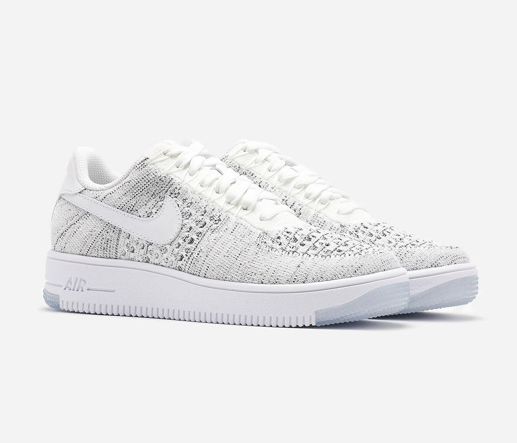 Céntrico Restringido Soltero Nike Women's Air Force 1 Flyknit Low Launch Date | SNEAKER RELEASES –  Finesse