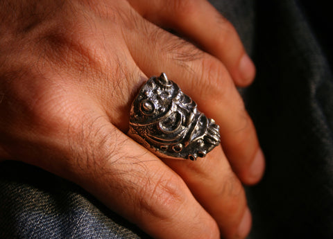 The Devil ring – Unrestrained Jewelry