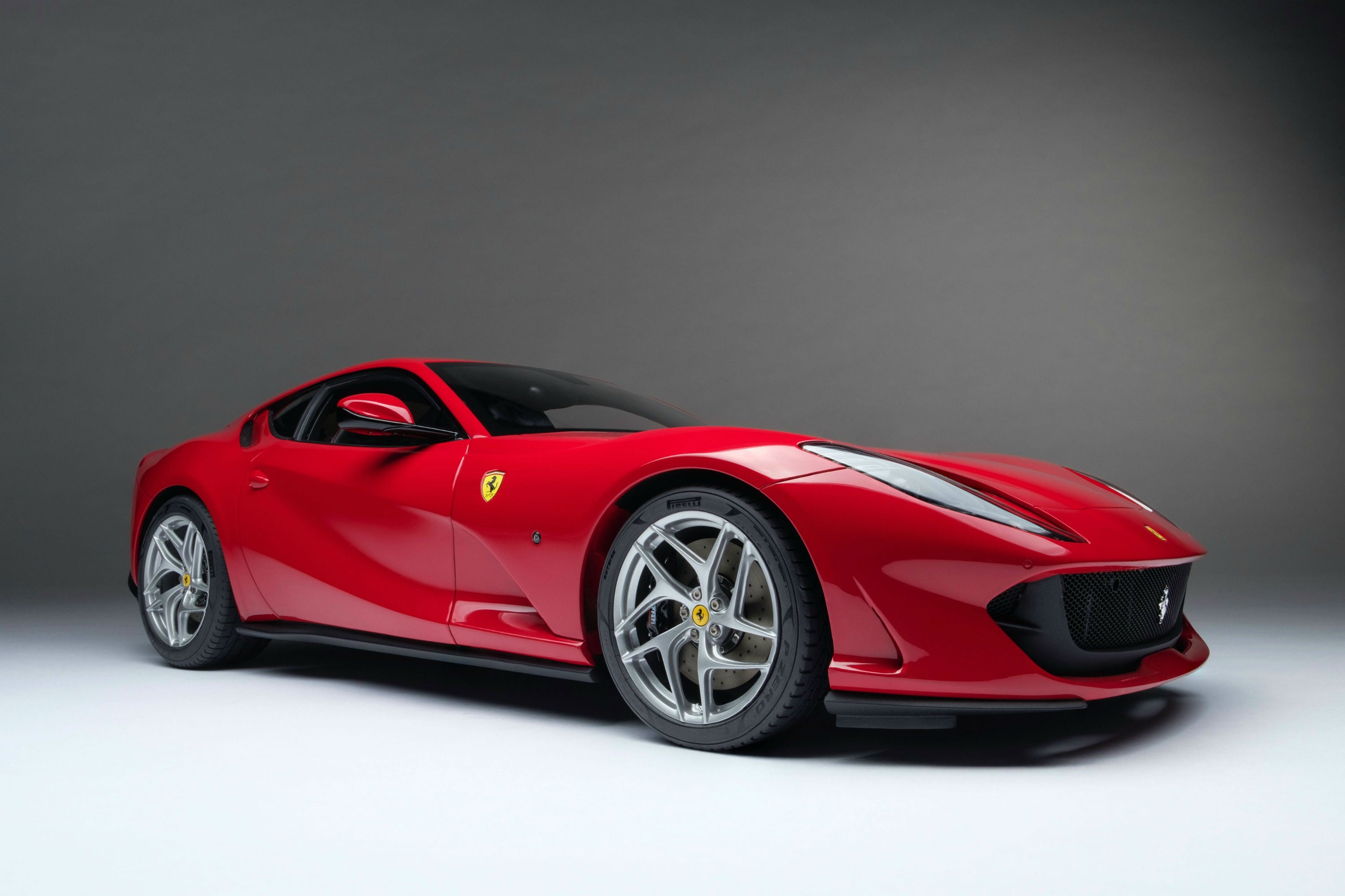 ferrari 812 superfast diecast