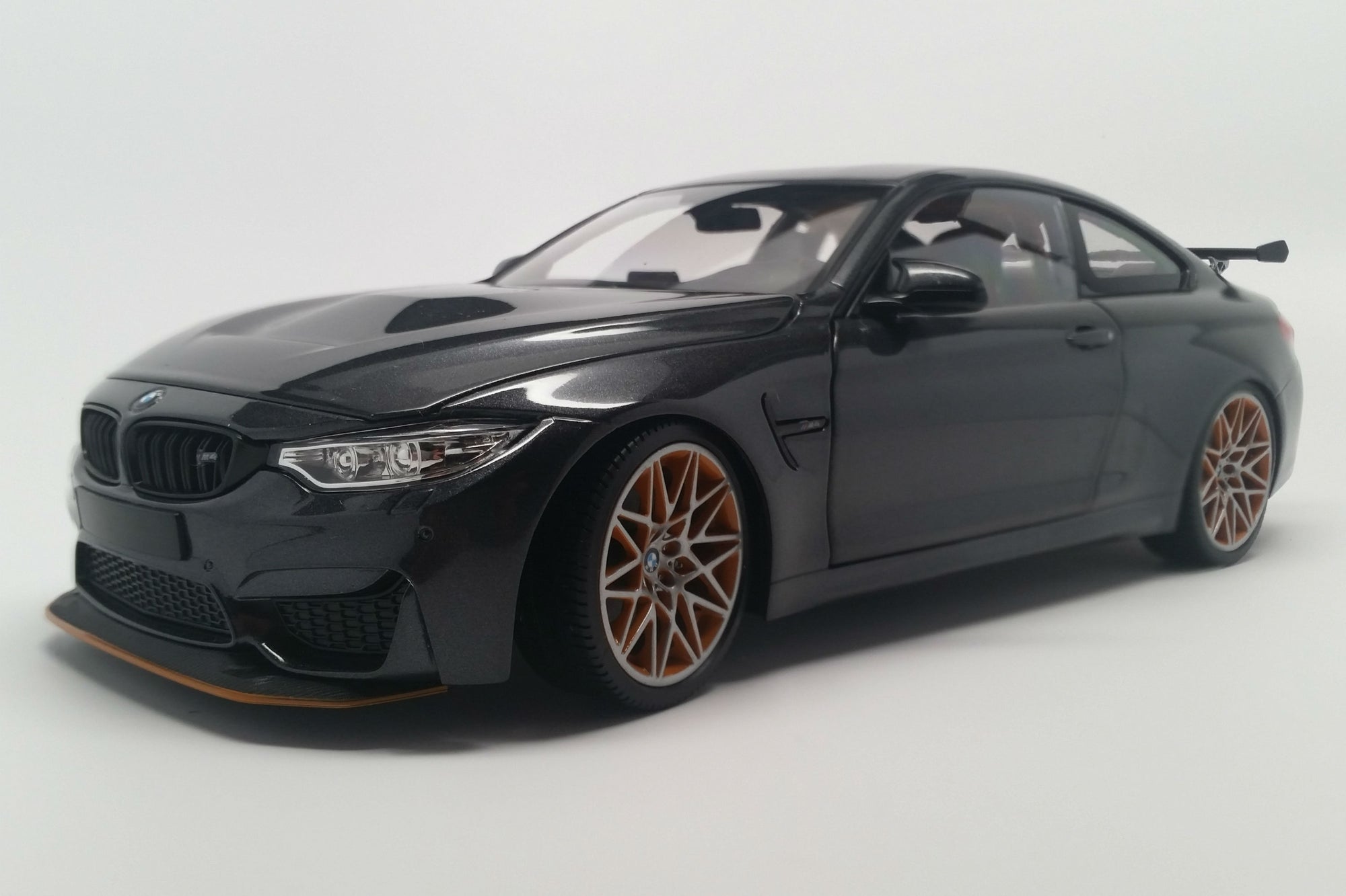 bmw m4 diecast