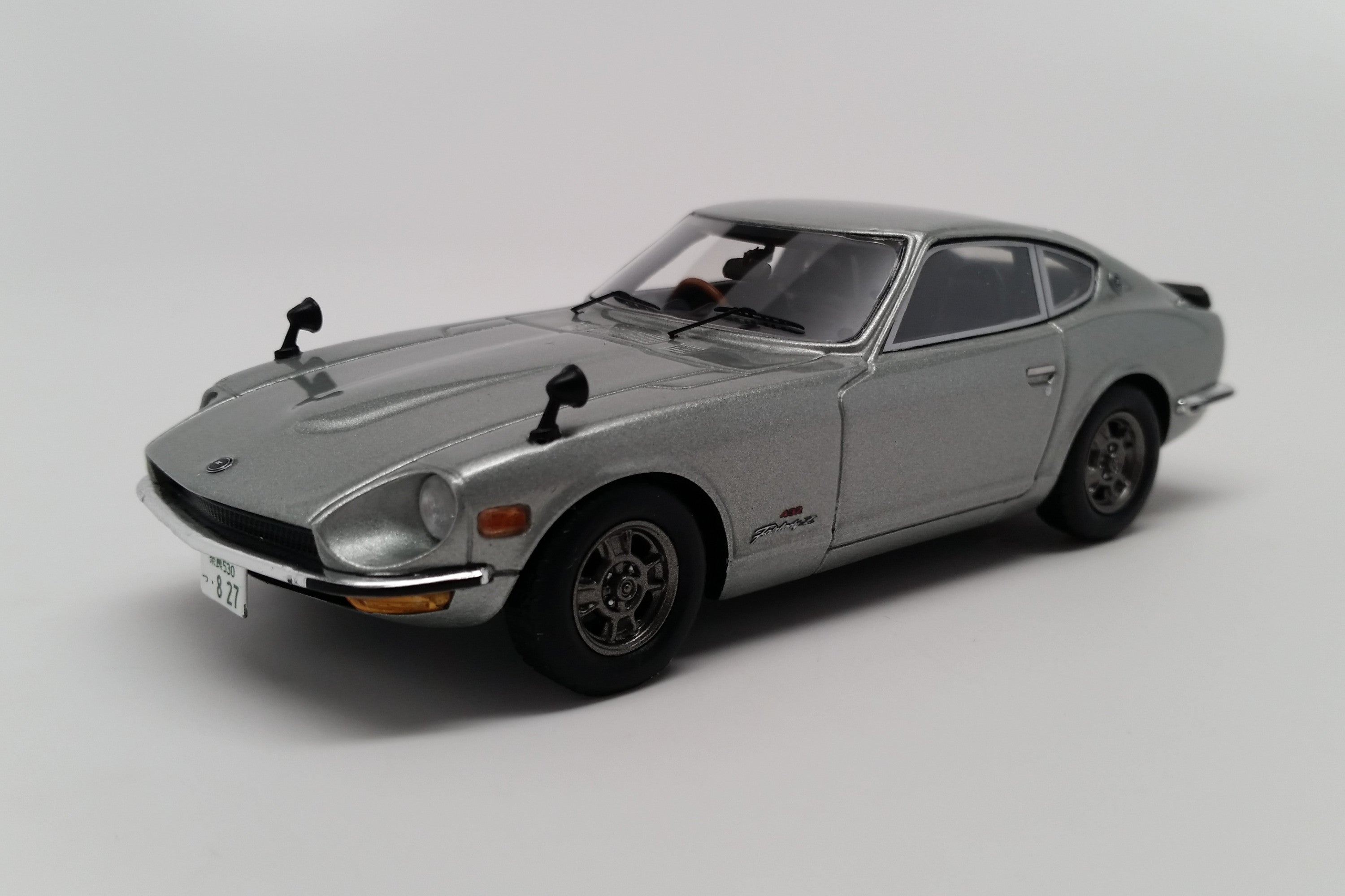 Nissan Fairlady Z432 1 43 Scale Model Car Spark Models Model Citizen Diecast