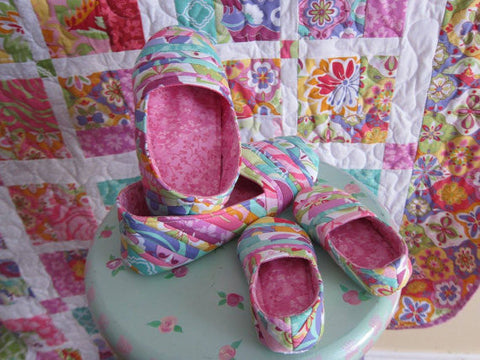 Mommy \u0026 Me Slippers – Quilting Books 