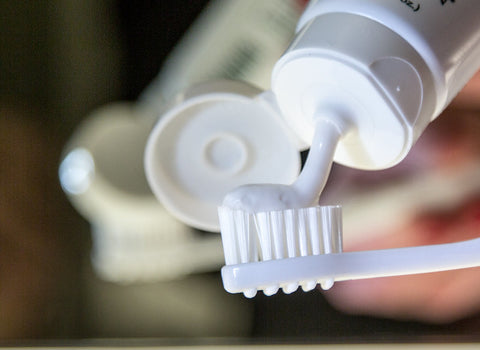 Teeth Whitening Toothpaste With No Flouride