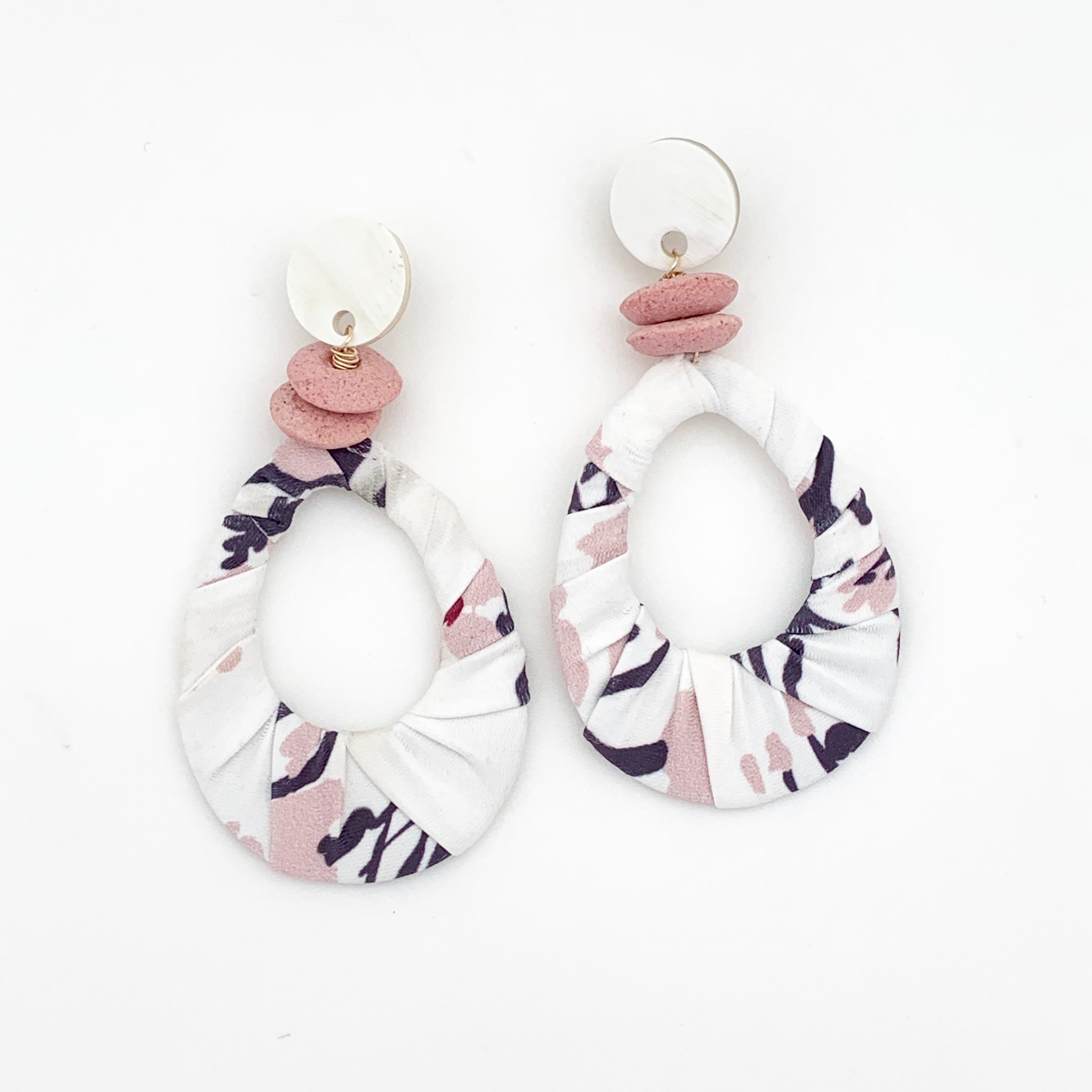 Seaside Earring White