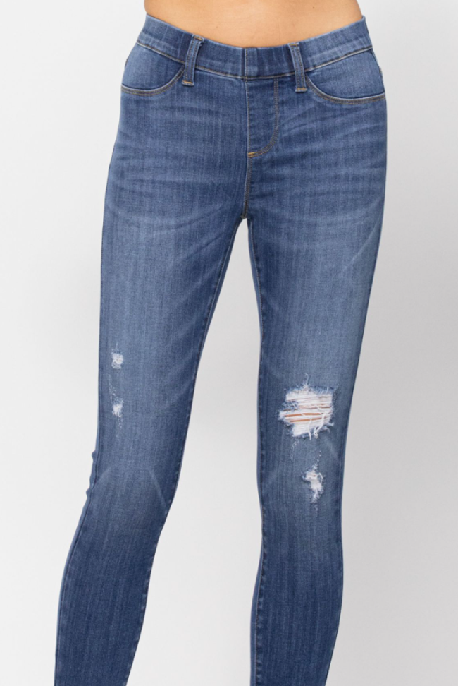 Judy Blue Mid Rise Destroy Pull On Skinny Jegging