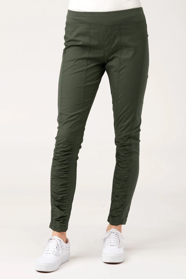 Lululemon Ready Set Cargo Pant Dark Olive, Women's Fashion, Activewear on  Carousell