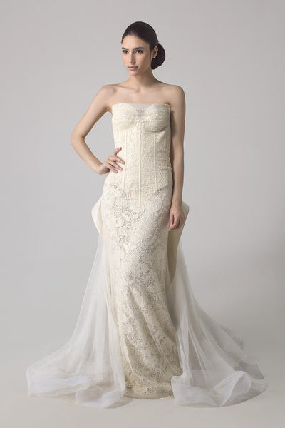  Wedding  Dresses  by Monique Lhuillier Vera Wang Yefta 