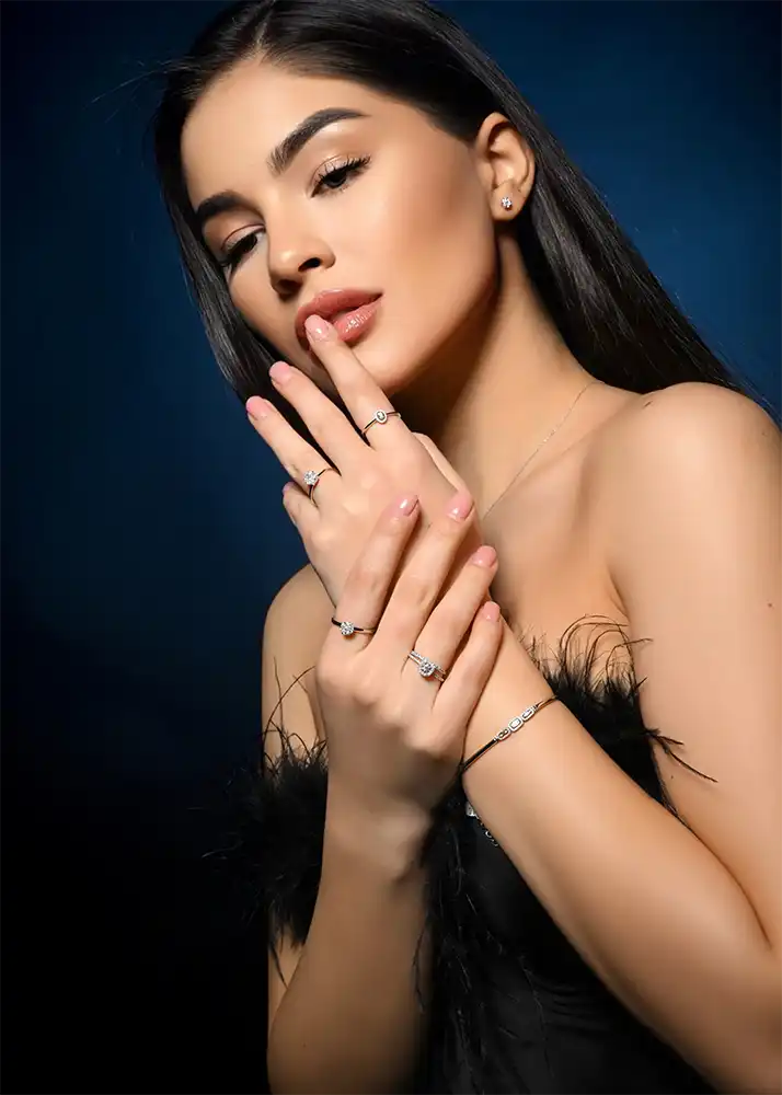 Сребърните бижута - идеален подарък. Сребърни комплекти бижута от Selina.bg