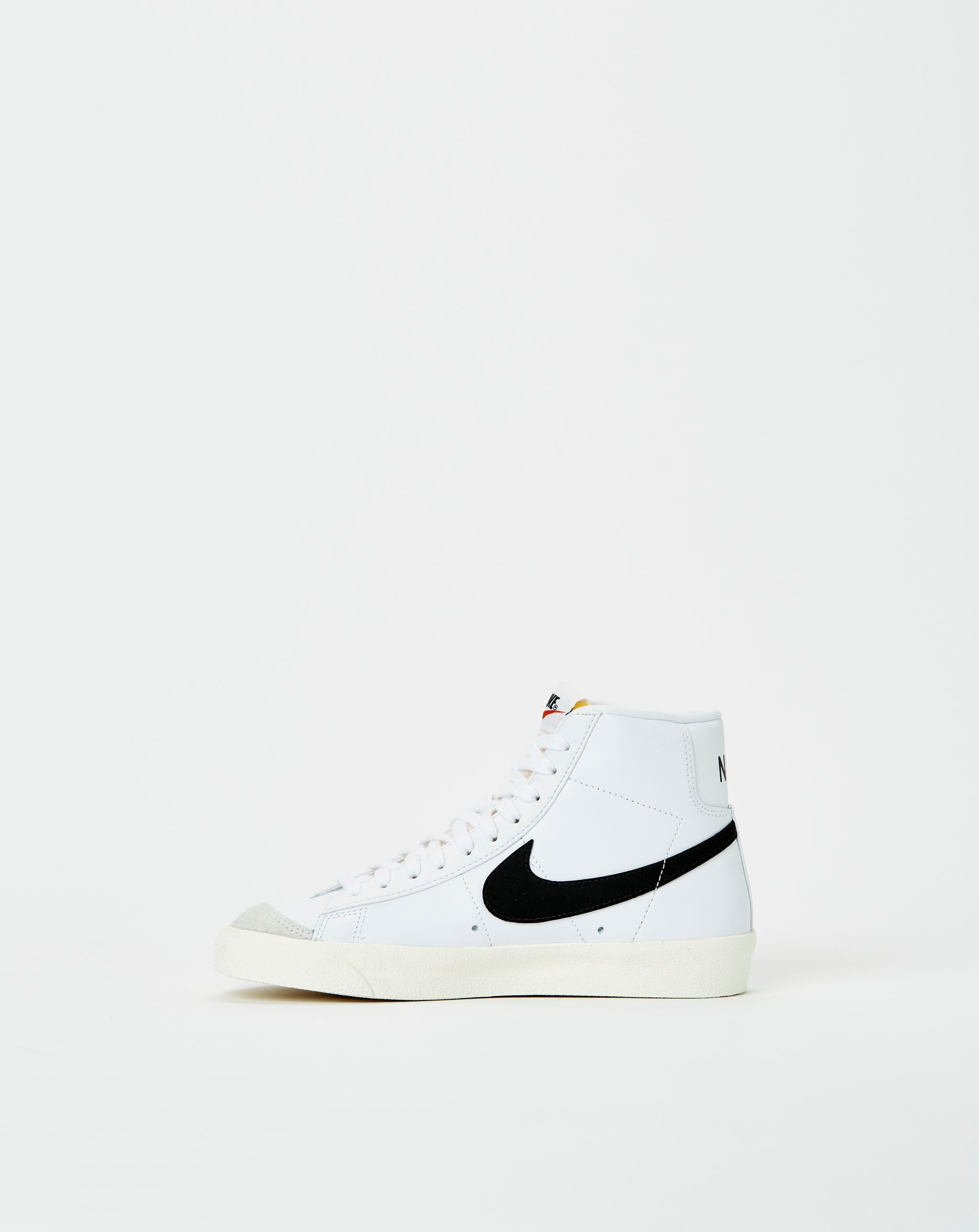 Nike - Blazer Mid '77 Vintage - White | Black - BQ6806-100 – Xhibition