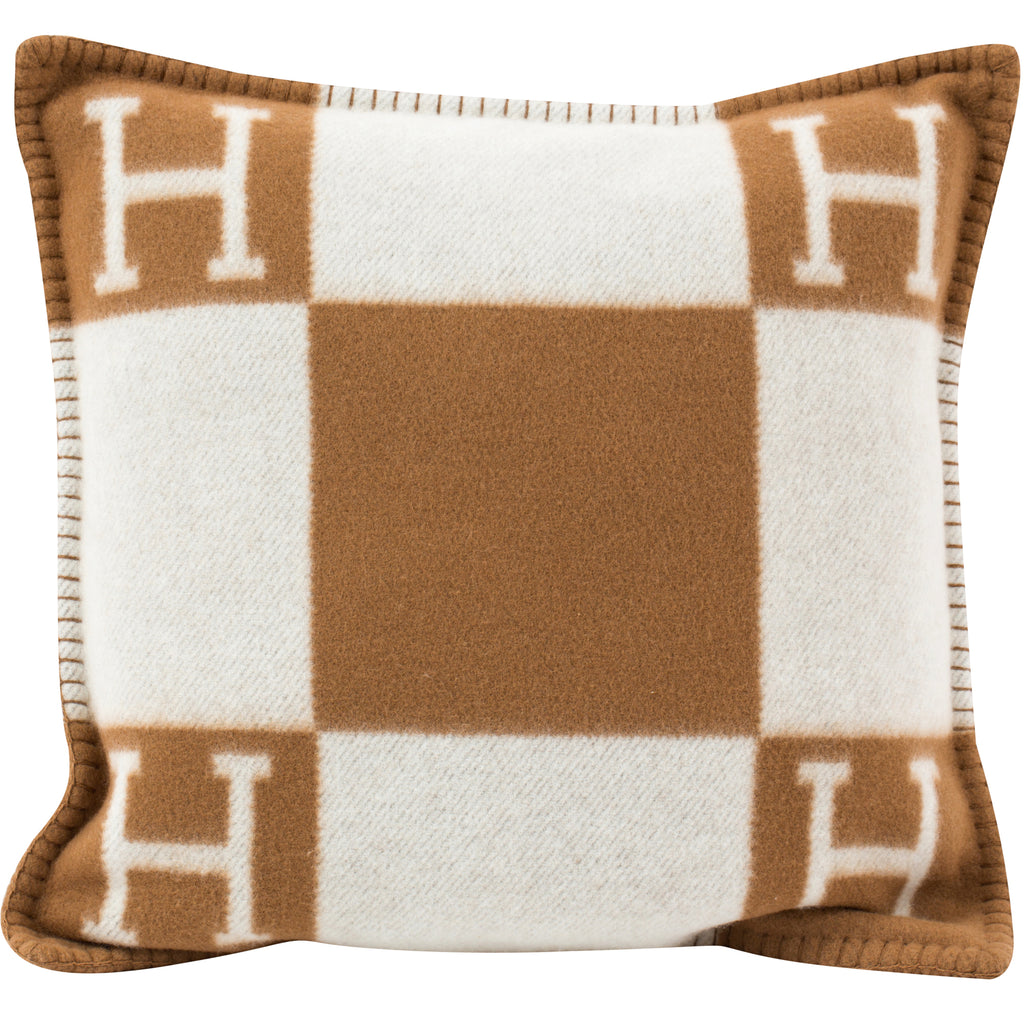 Hermès New Classic Avalon GM Pillow 