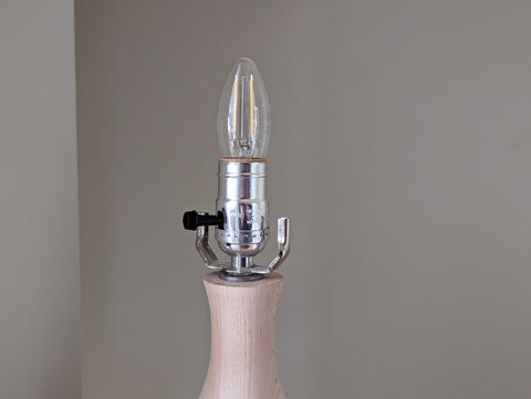 lamp shade socket with saddle in nickel finish