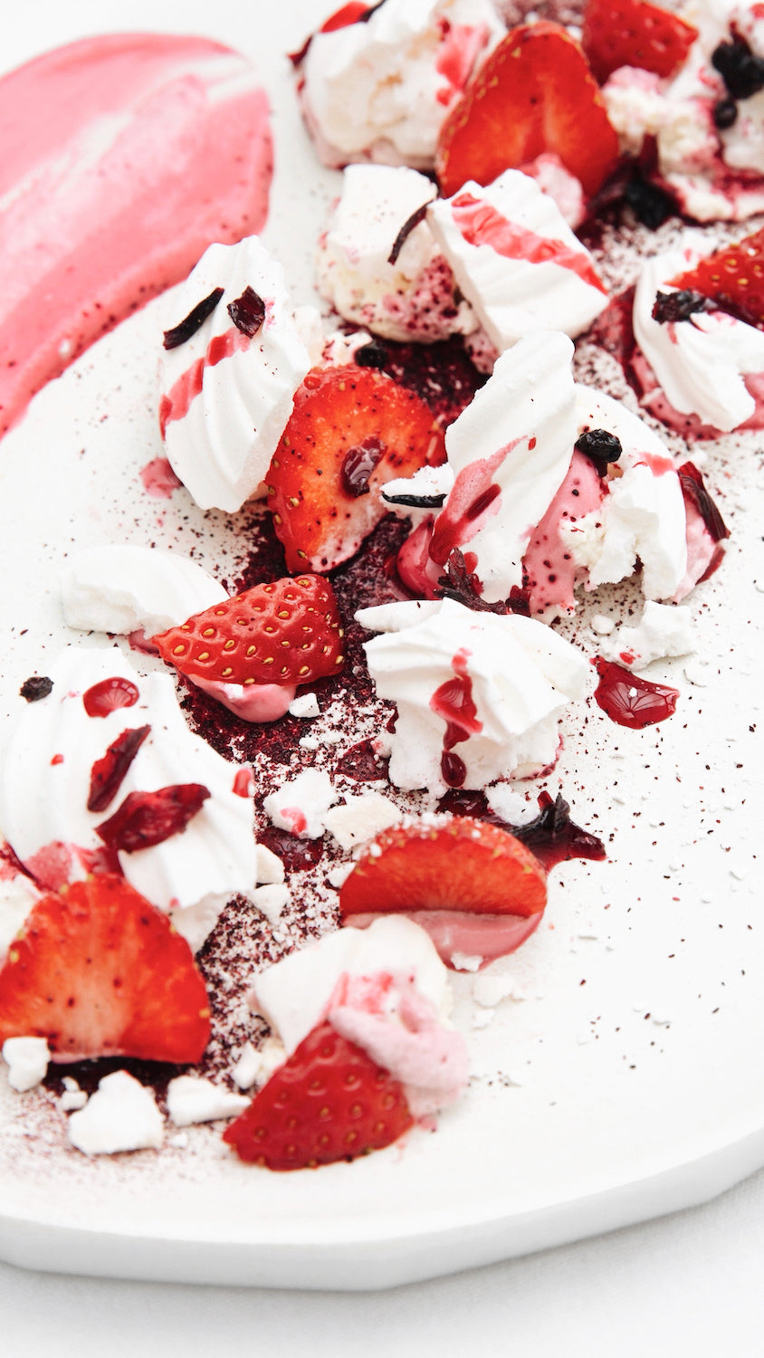 Eton Mess.jpg__PID:9a9d70ed-c7db-47b0-952c-7dfb112aeda5