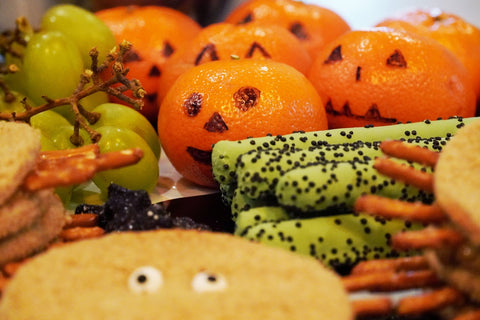 30 Second Halloween Snack Hacks