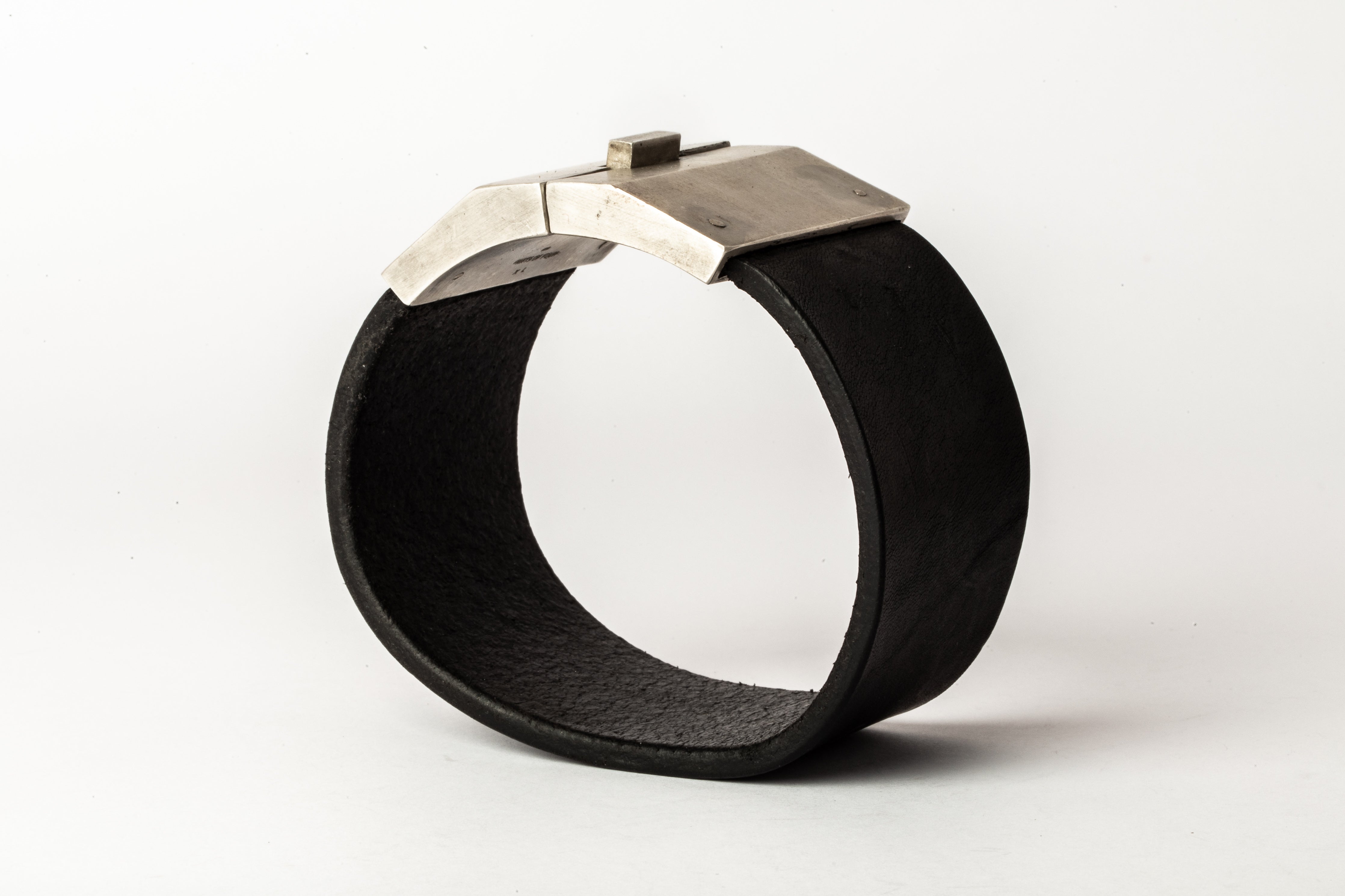 Box Lock Bracelet (Facet, Wide, BLK+AS) – Parts of Four