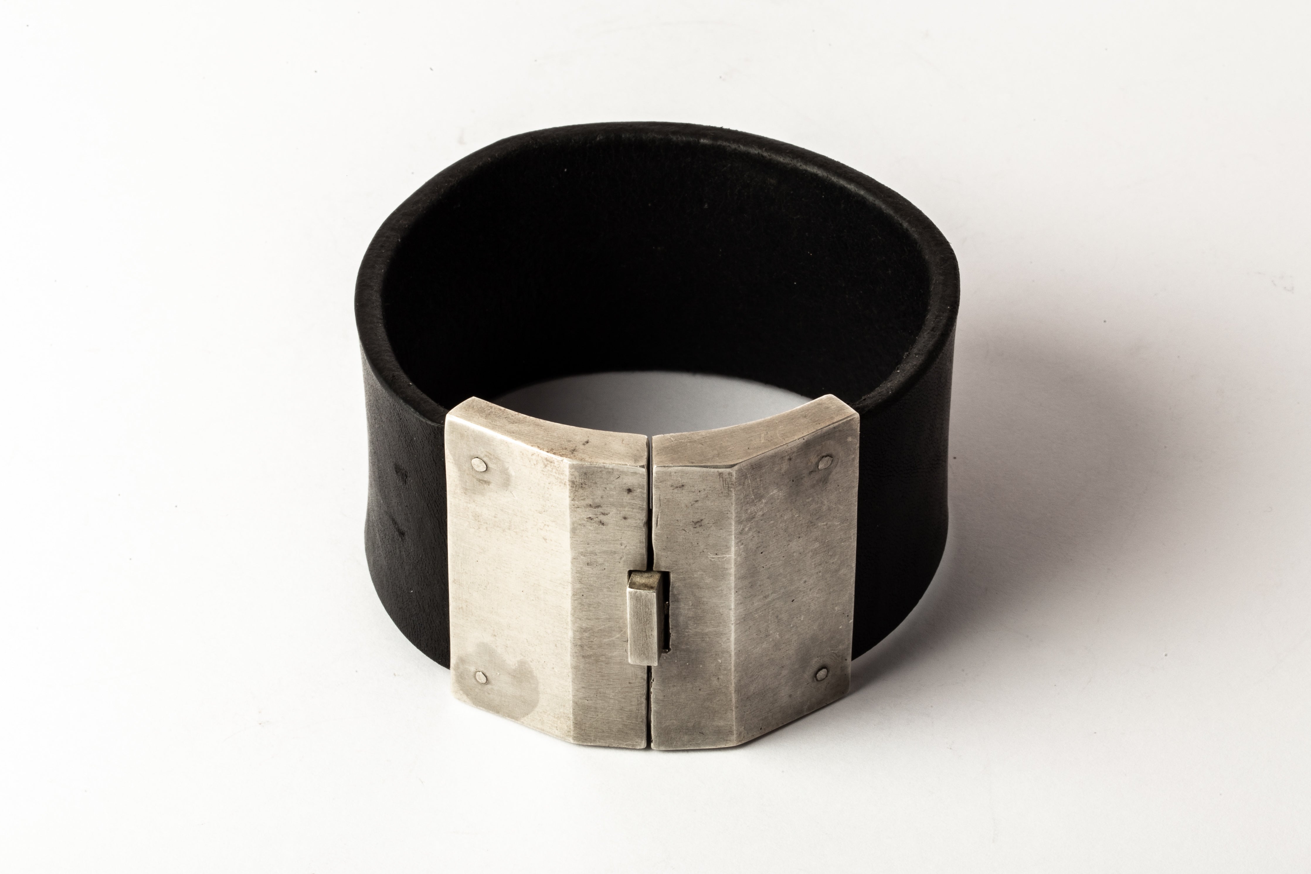 Box Lock Bracelet (Facet, Wide, BLK+AS) – Parts of Four