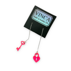 Locky in Love ear threaders in transparent pink 