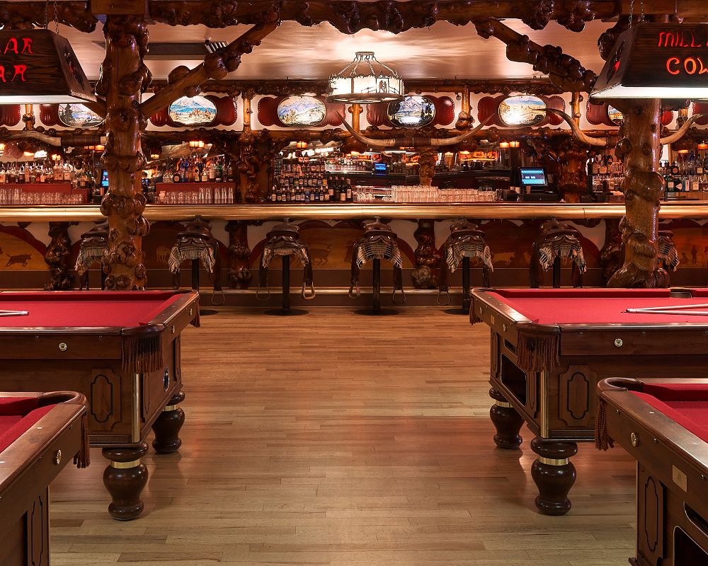 Million Dollar Cowboy Bar Jackson Hole