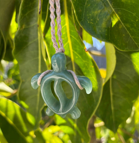 Jade Honu Turtle Necklace - Makana Hut