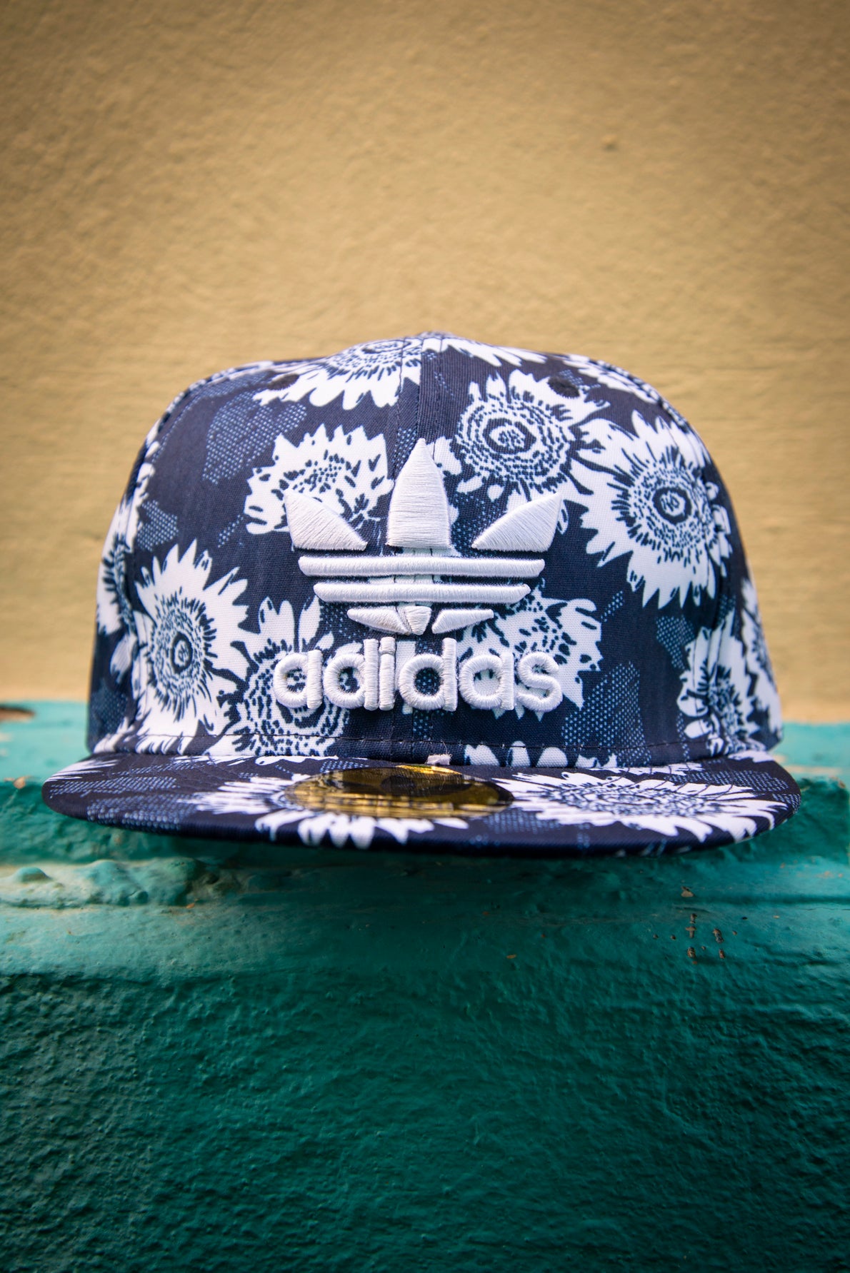 konto Vag Vag Adidas Logo Blue Stencil Floral Snapback Hat
