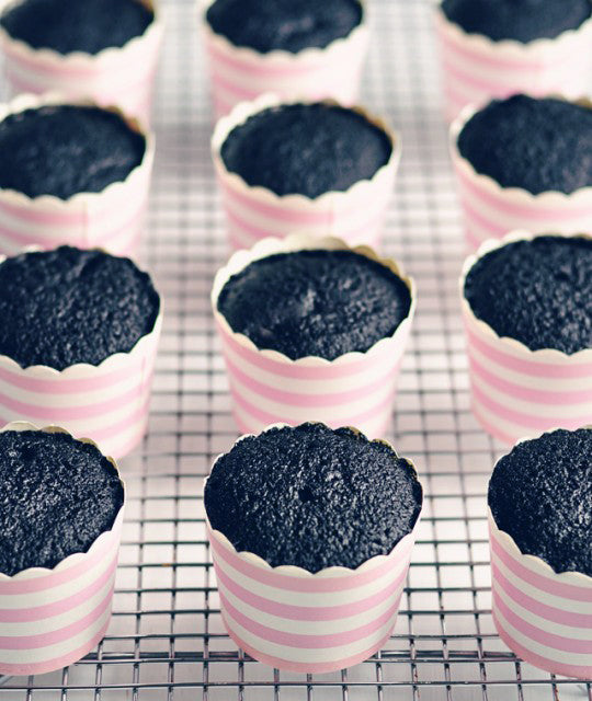 Black Velvet Cupcakes via Sweetapolita
