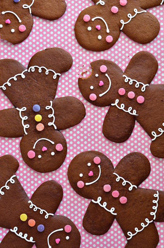 Jumbo Gingerbread Folk via Sweetapolita