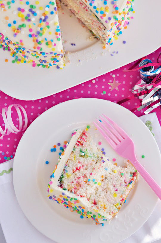 Funfetti Cake via Sweetapolita