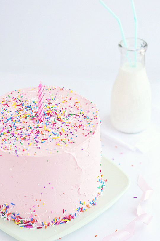 Love, Cake & Sprinkles via Sweetapolita