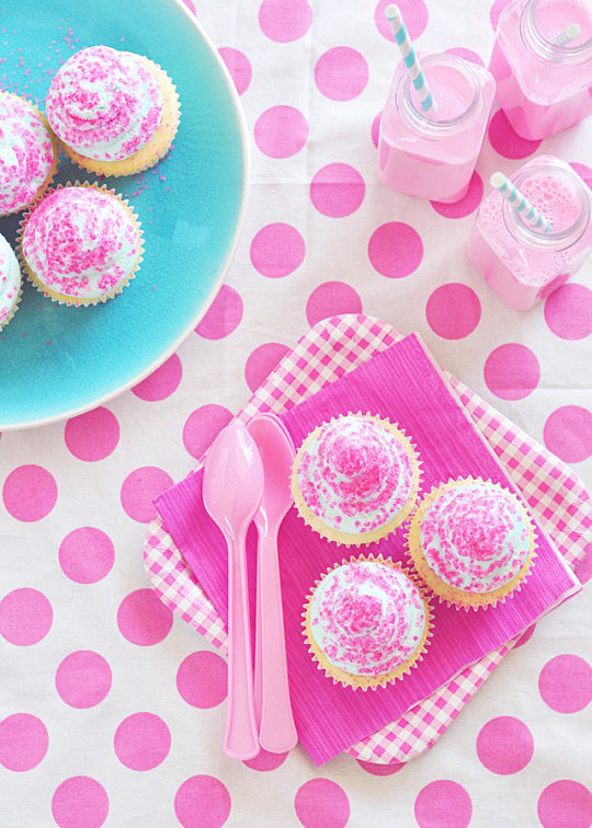 Whipped Vanilla Dream Cupcakes via Sweetapolita