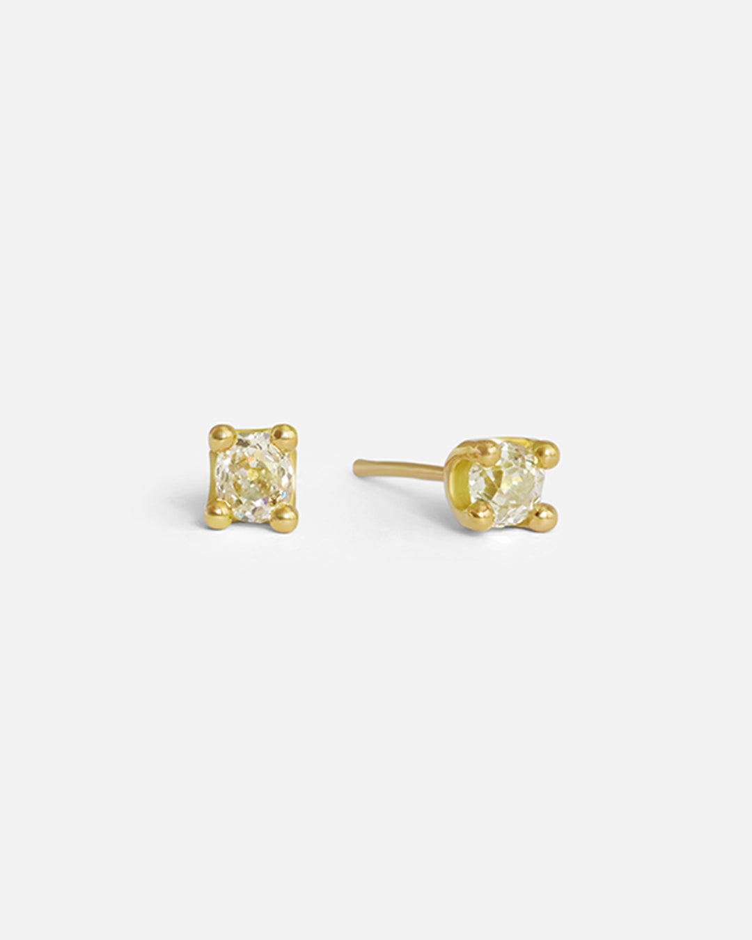 Dew / 0.62ct Studs