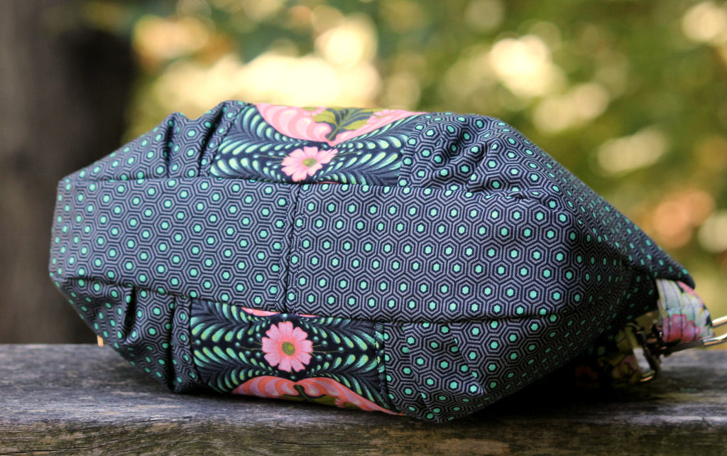 FREE The Gerbera Mini Crossbody Bag - PDF Sewing Pattern – Blue Calla Patterns