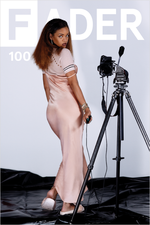 蕾哈娜/ The FADER Issue 100封面20英寸x 30英寸海报- The FADER - 1