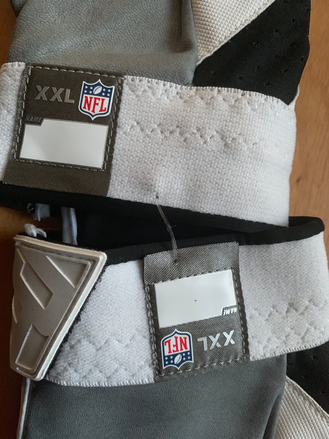 Nike D-Tack 5.0 Lineman Gloves (NFL Leather Palm) - 3XL www.SportsTakeoff.com