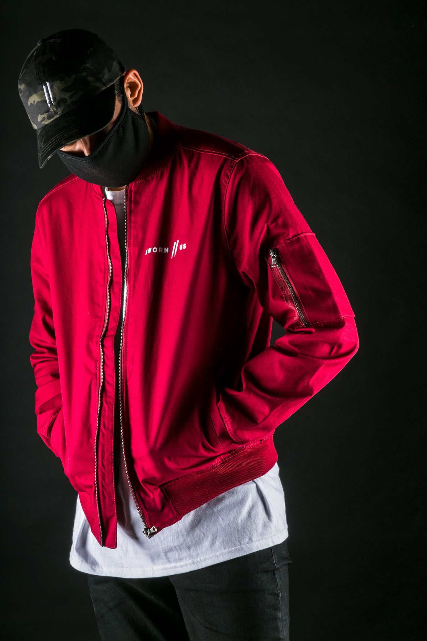 Standard Issue Bomber // Red 