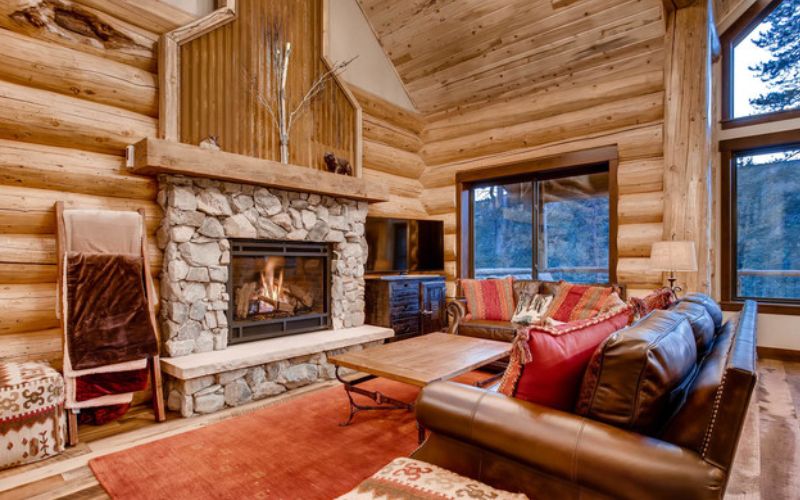 Spruce Log Home | The Cabin Shack