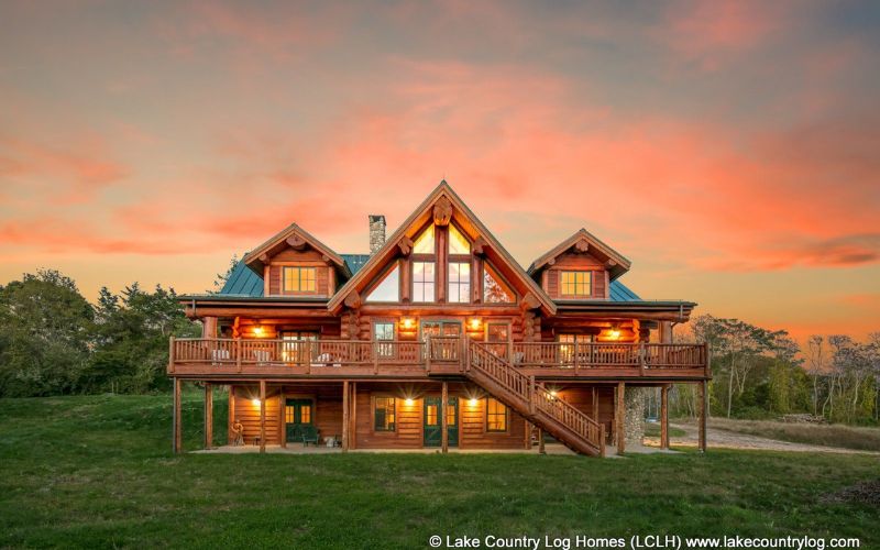 Western Red Cedar Log Home | The Cabin Shack