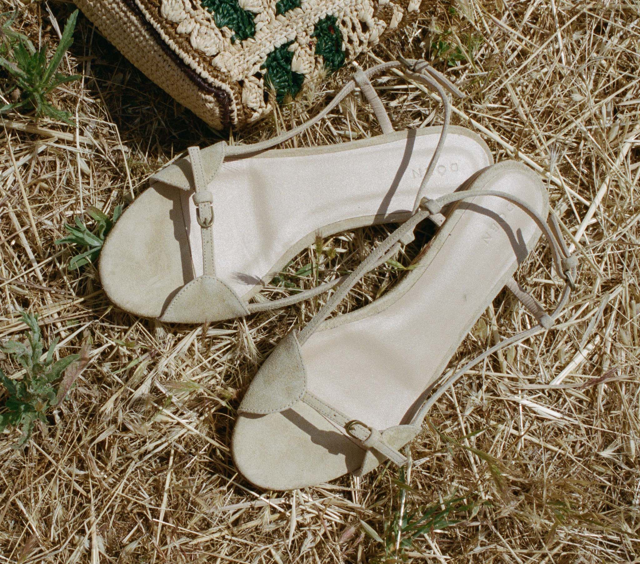 BASTILLE SANDAL -- TRENCH SUEDE