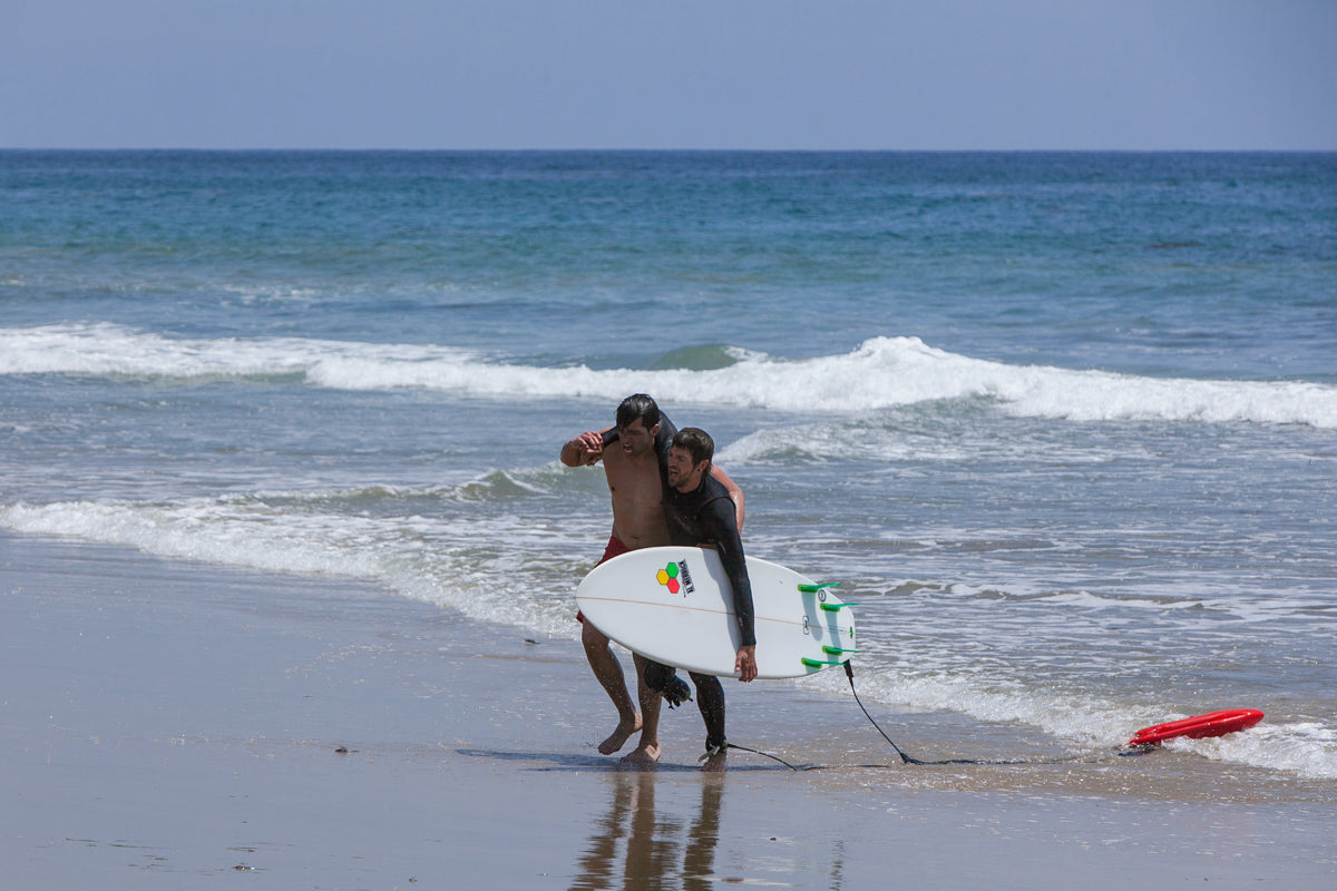 Clinical features of 27 shark attack cases on La Réunion Island