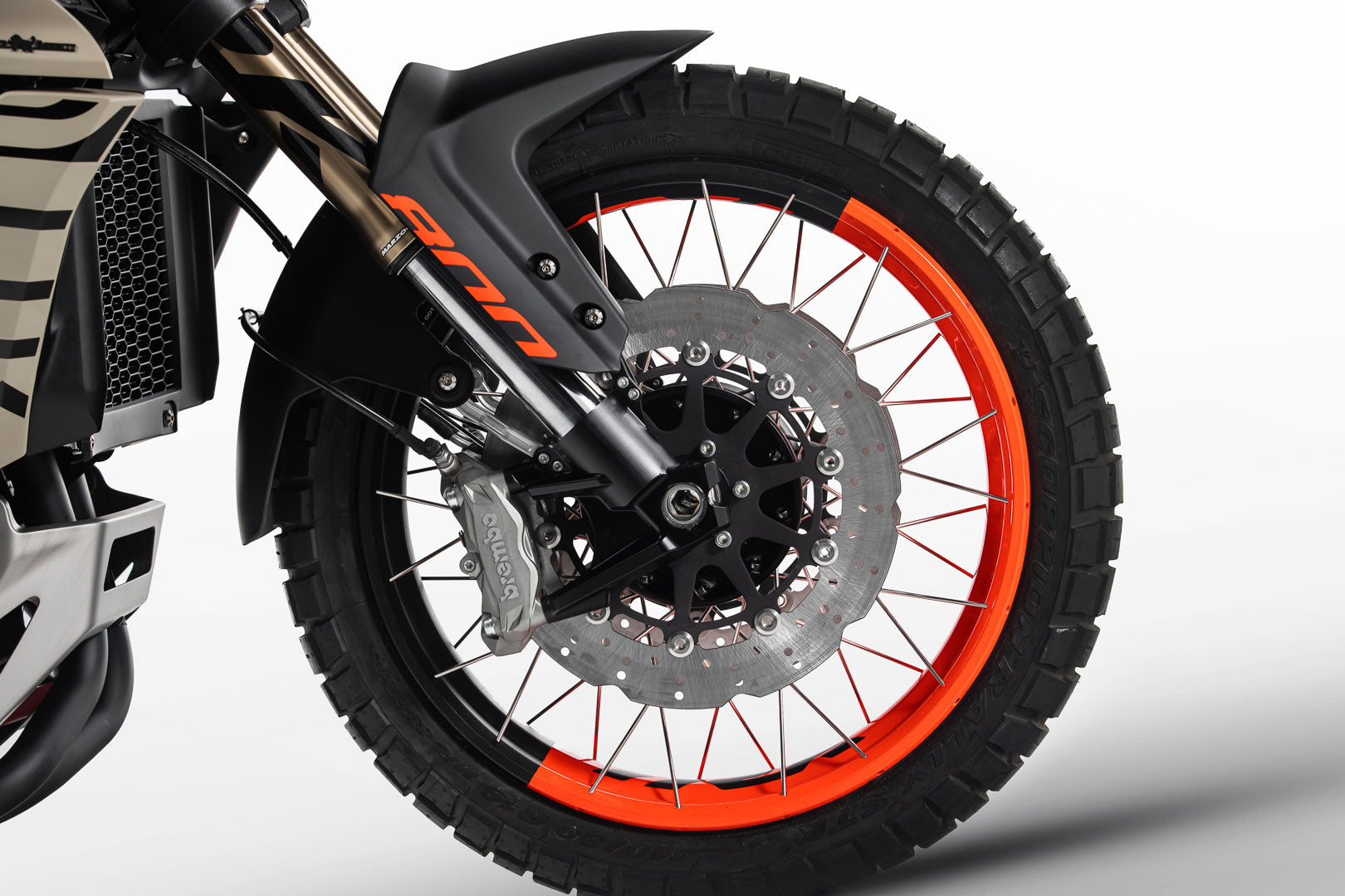 Benelli TRK 800 wheel sizes