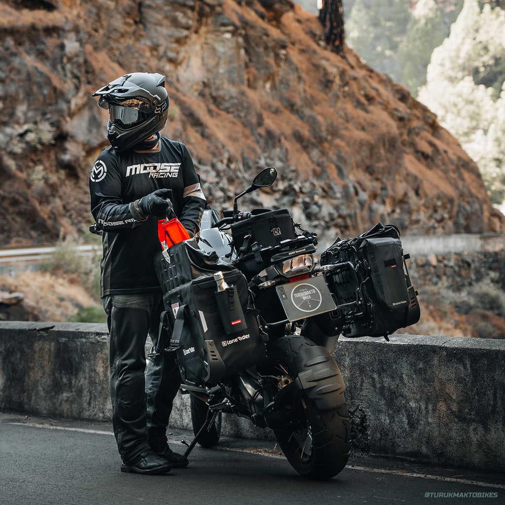 Win a set of MotoBags! – Lone Rider