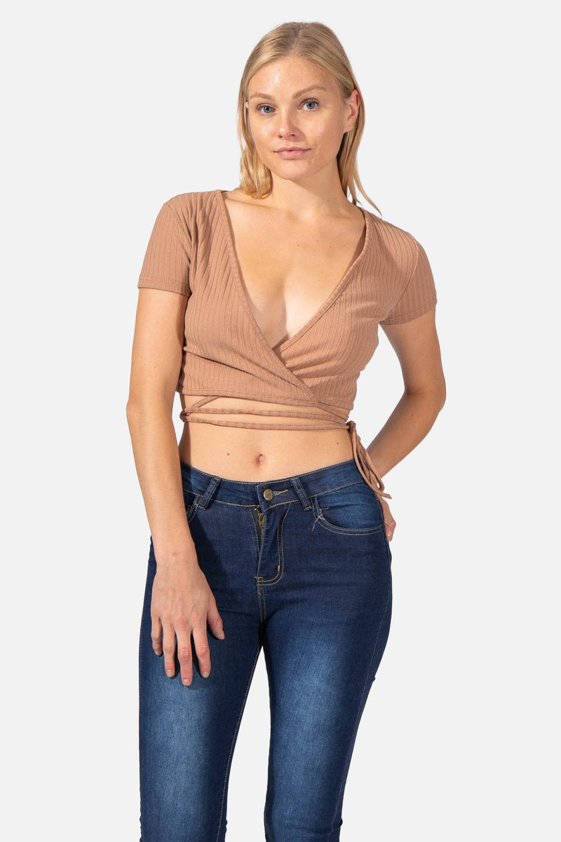 wrap around crop top short sleeve