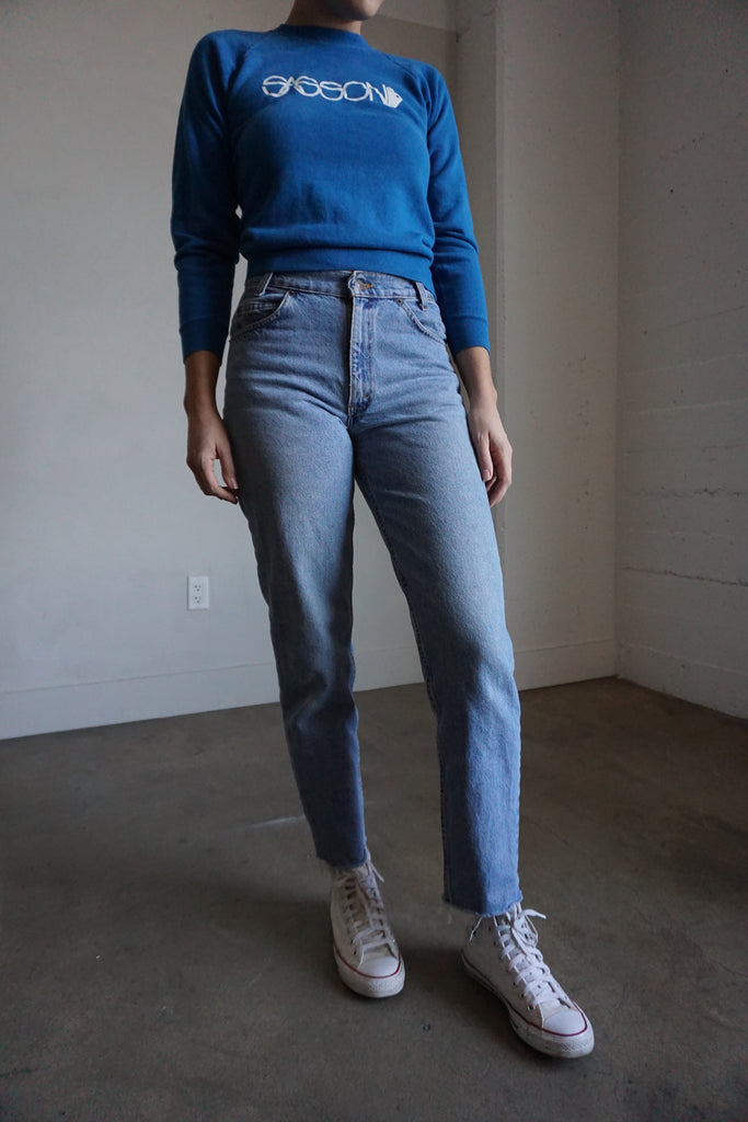 levi's 550 relaxed fit tapered leg