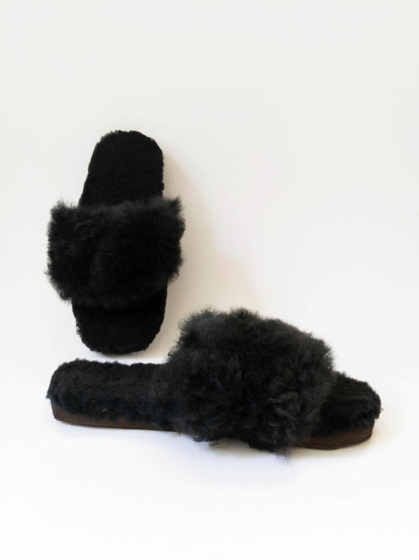 Fuchsia Alpaca fur slippers warm & soft – Peruvian Kani