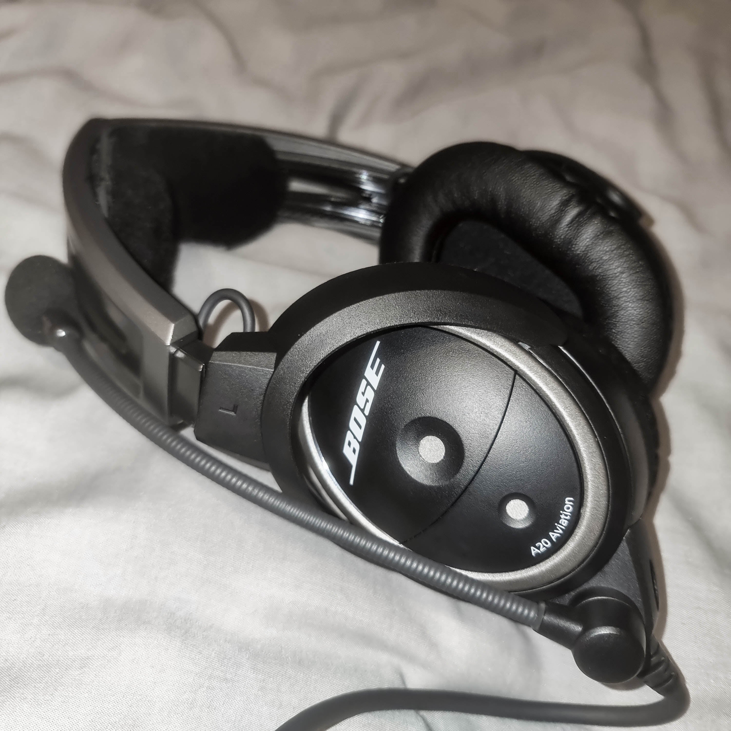 Bose A20 with cooling gel earpads from Brainwavz