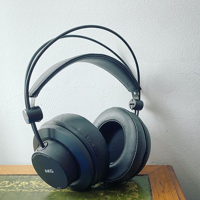 Brainwavz earpads on the AKG K275