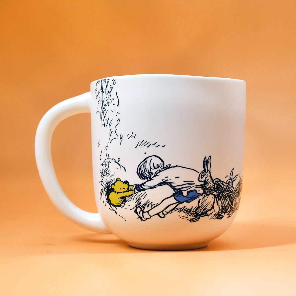 https://cdn.shopify.com/s/files/1/0953/4528/products/pooh-friends-mug_1024x1024.jpg?v=1664308929