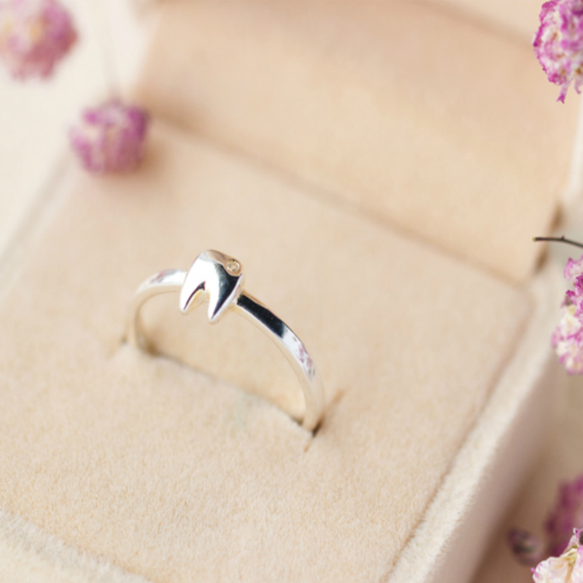 Lucky Tooth Ring - 925 Sterling Silver