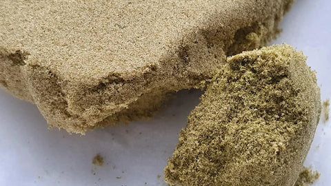 Frozen Dry Sift Kief Box with Brush