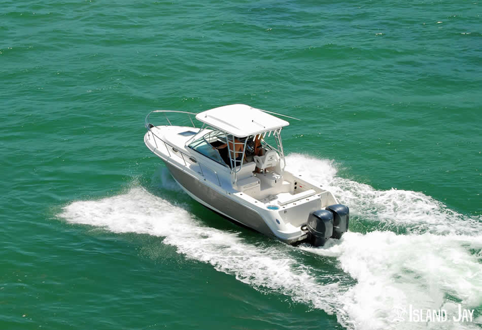 Boating in the Beautiful Waters of the Florida Keys